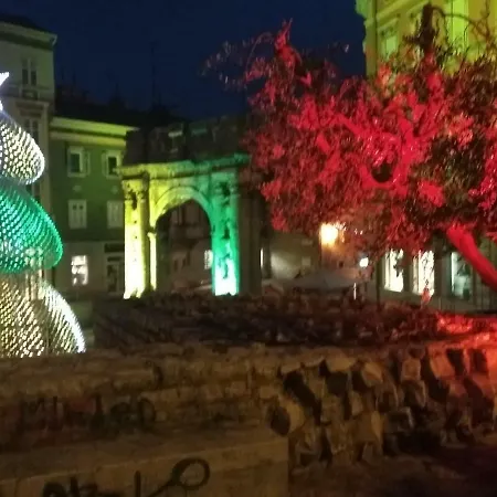 公寓 Amfiteatar Moris *